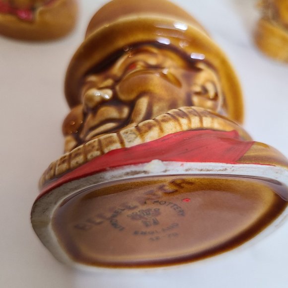 Antique English Collectible Pottery - 4 Mugs - Picture 12 of 16